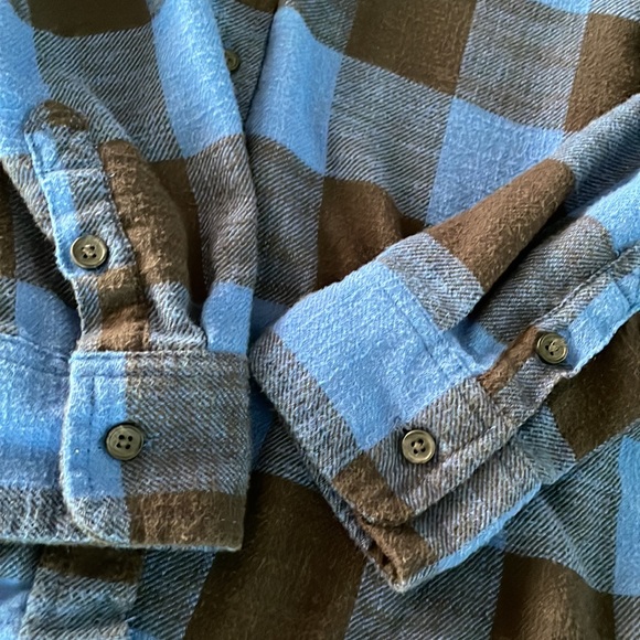 🦅 AEO Amazingly Soft Boyfriend Plaid Button Up - Picture 7 of 9